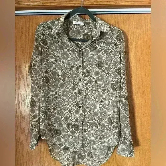 12th Tribe Patterned Button Down Blouse Sheer Blouse - Picture 1 of 6